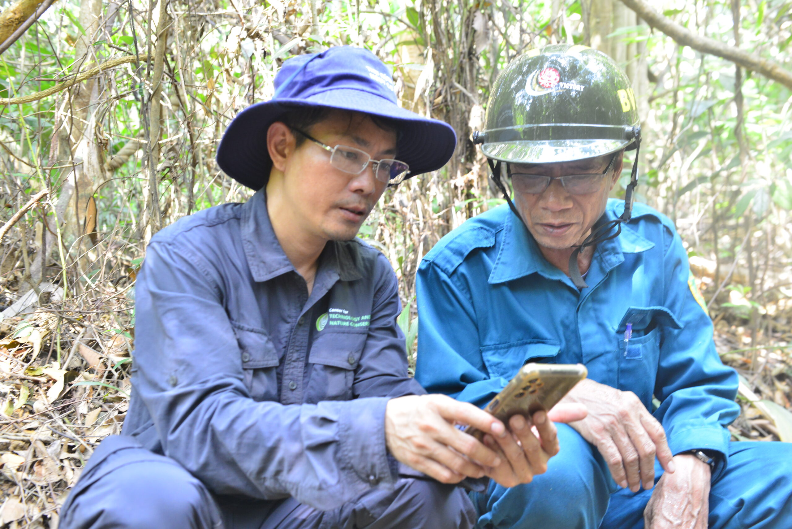 The team of staff from the Management Boards and CTNC during field practice